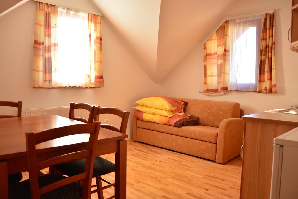 Apartments Gatej Cerkno Eksteriør billede