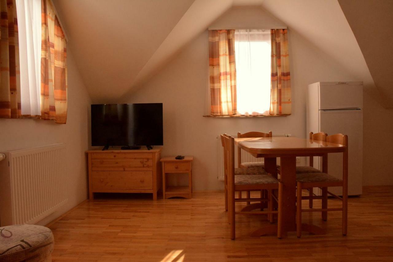 Apartments Gatej Cerkno Eksteriør billede
